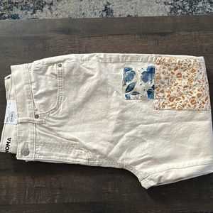 Sonoma Cream Boyfriend Jeans with Pattern patches. Size- 12